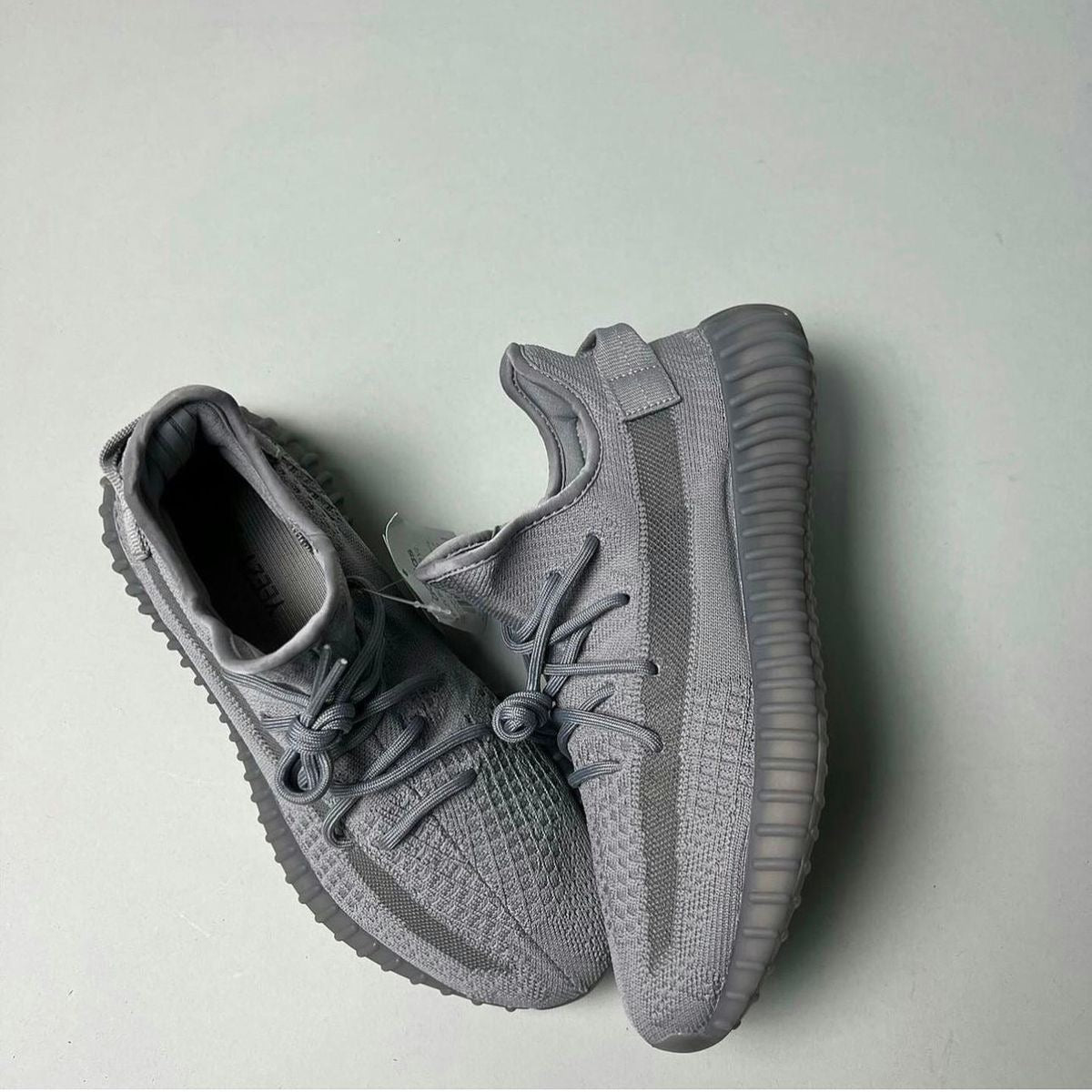 YEEZY Boost 350 V2 "Ash Grey"