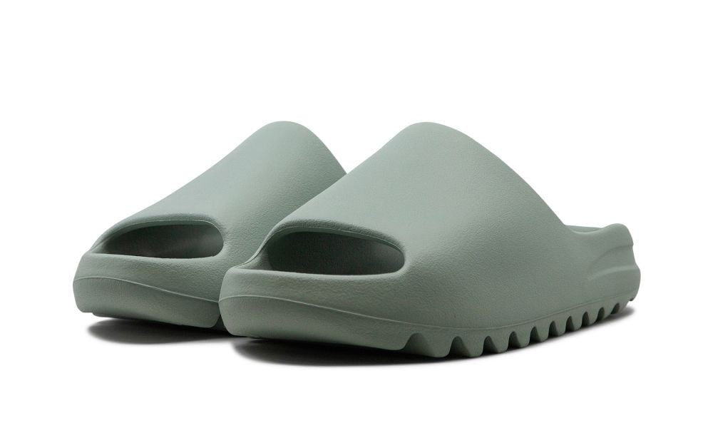 YEEZY Slides &quot;Salt&quot;